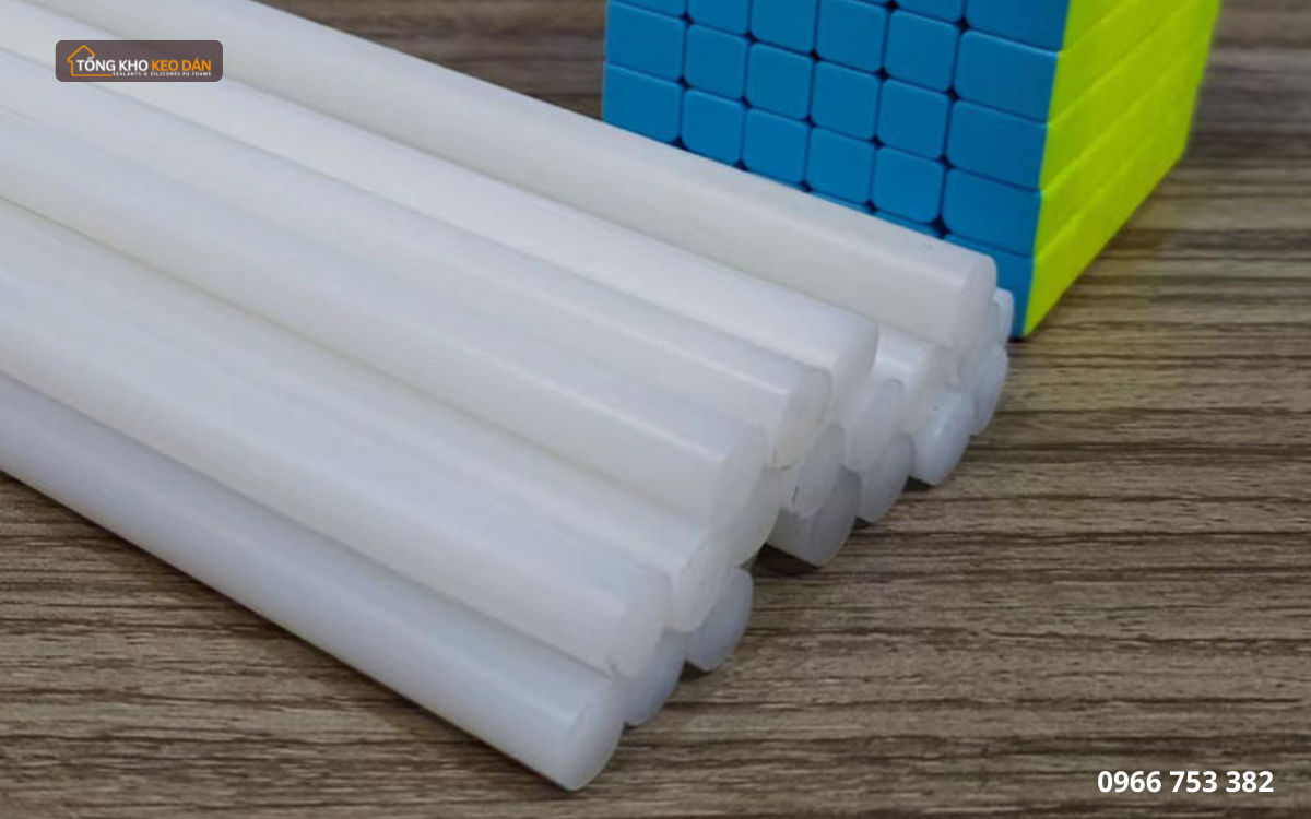 keo nến dán hàng mã